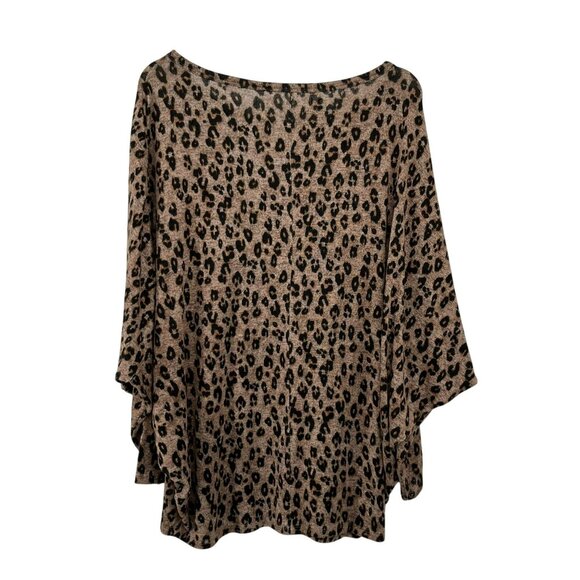 Maurices 24/7 Womens XL Animal Print Batwing Blouse Brown Black Used - Picture 2 of 16